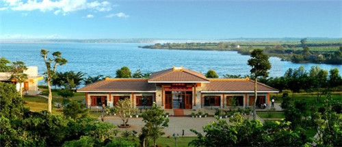 贺字取名吉利吗女生（贺字取名吉利吗女生两个字）