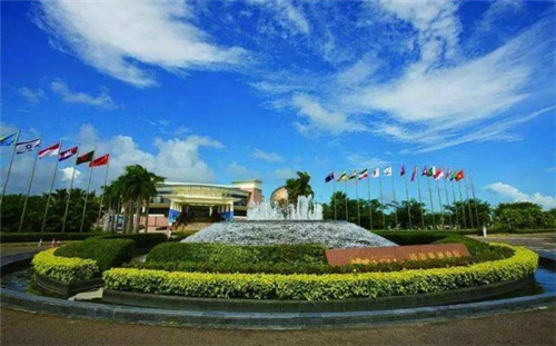 割线捉小偷小游戏怎么玩（割线抓娃娃怎么抓）