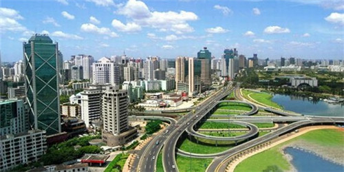 加盟连锁台盆的利与弊（连锁加盟类的加盟费用、场地和其他条件要求）