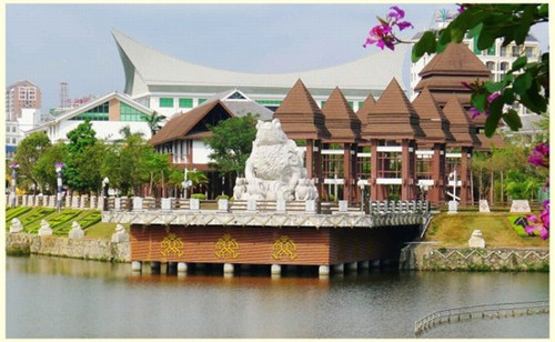 和平县的中式快餐品牌哪个好，在和平县加盟乌鲁鲁烤鸡队长开店多久回本